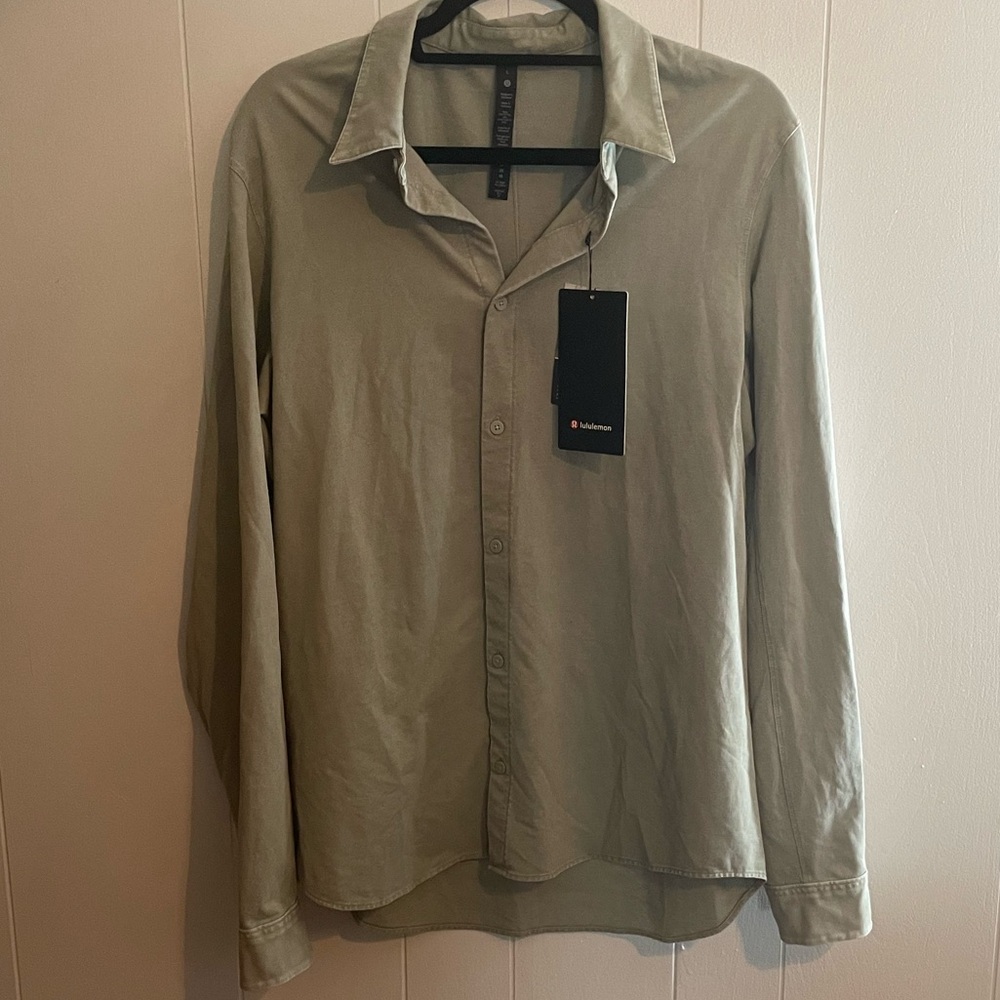 Lulu Men’s shirt
